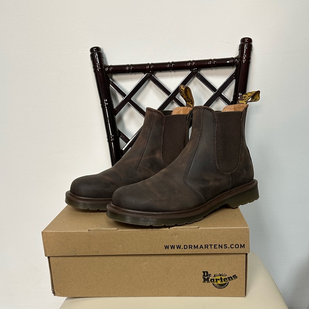 Mens Dr Martens 2976 size 8, women’s equivalent 9/9.5, great condition